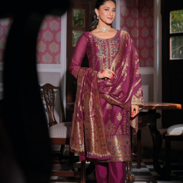 A Banarasi Silk Suit 5