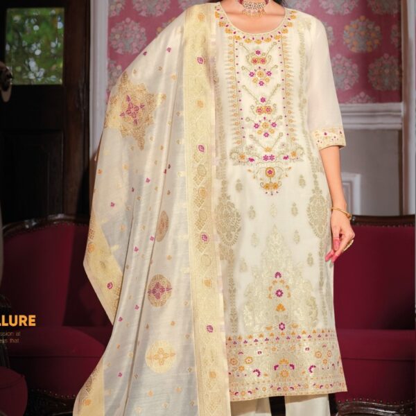 A Banarasi Silk Suit 3